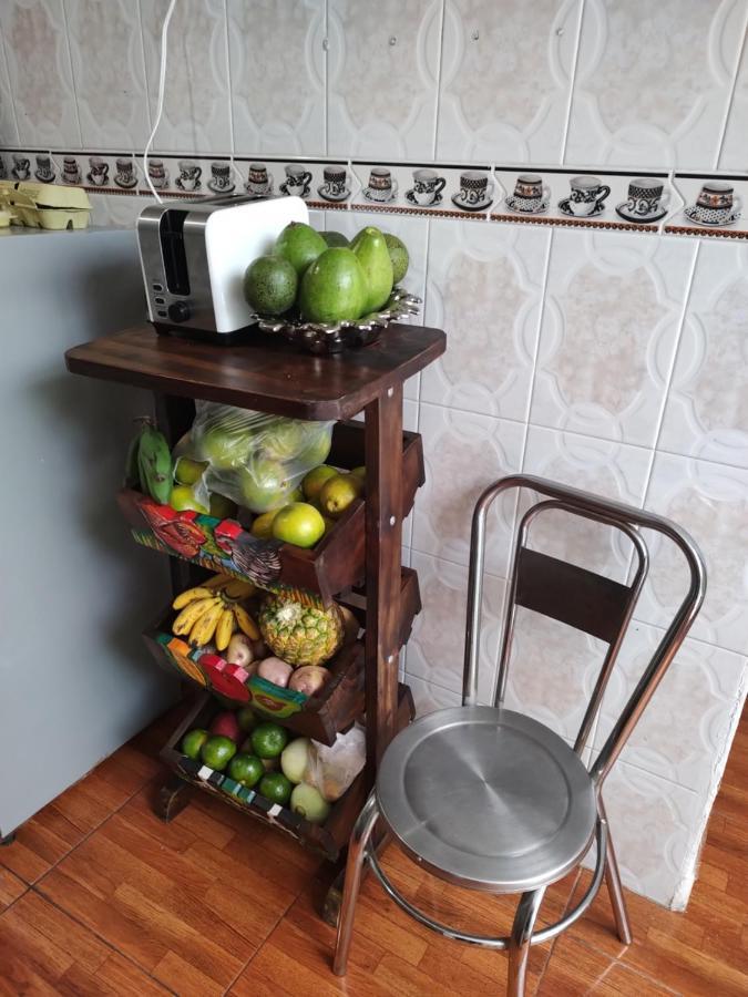 Noras Homestay Laureles Medellín Extérieur photo