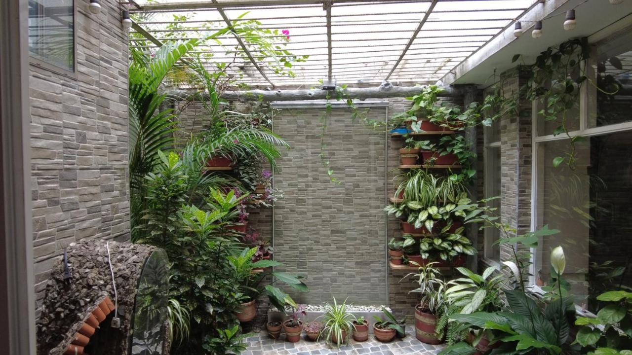 Noras Homestay Laureles Medellín Extérieur photo