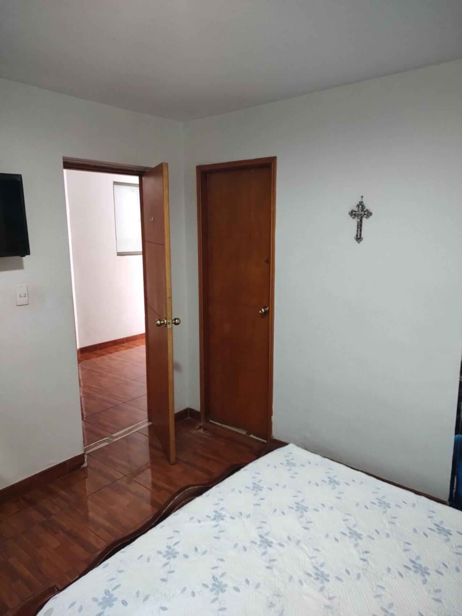 Noras Homestay Laureles Medellín Extérieur photo